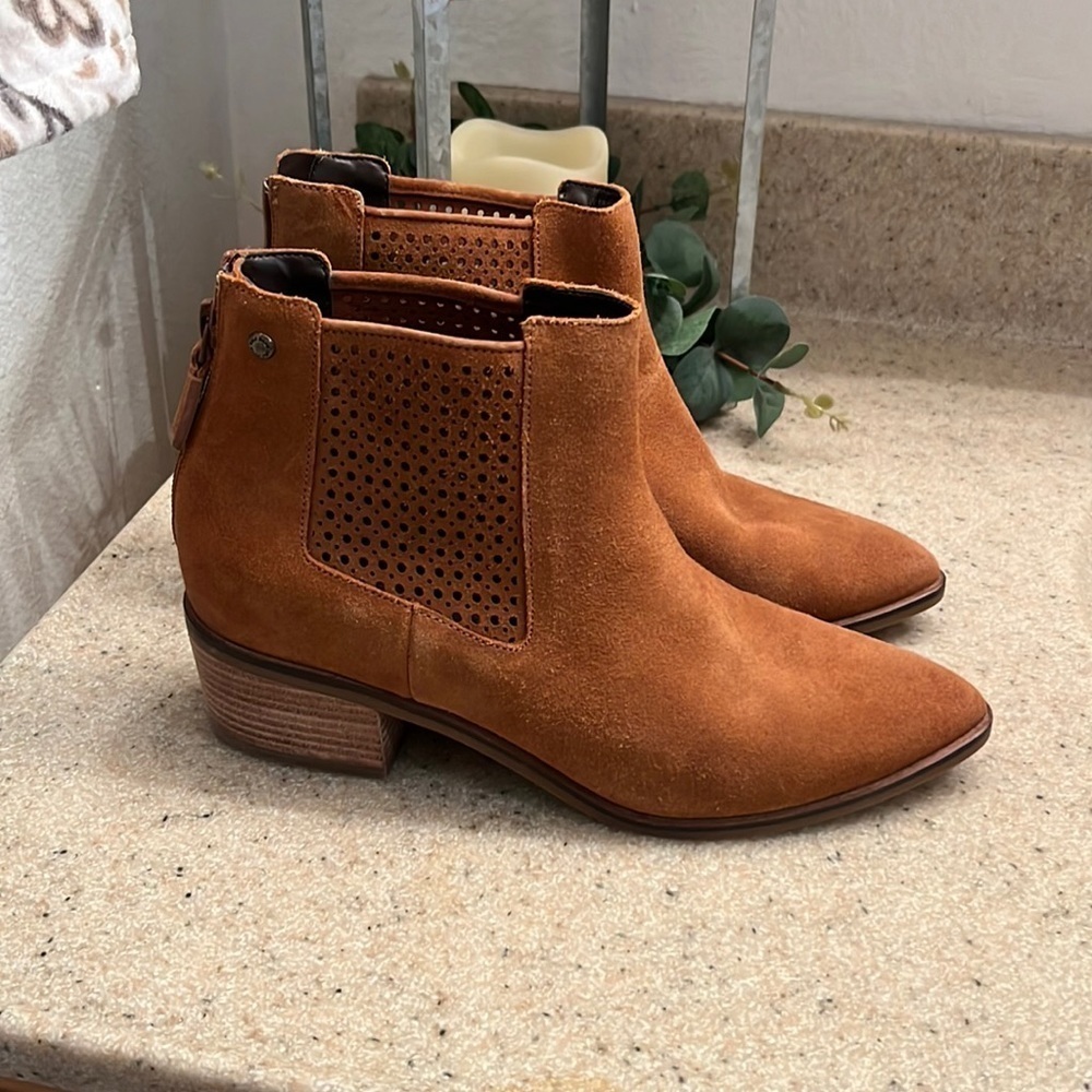 Cole Haan brand size 7B booties with zip closure in back